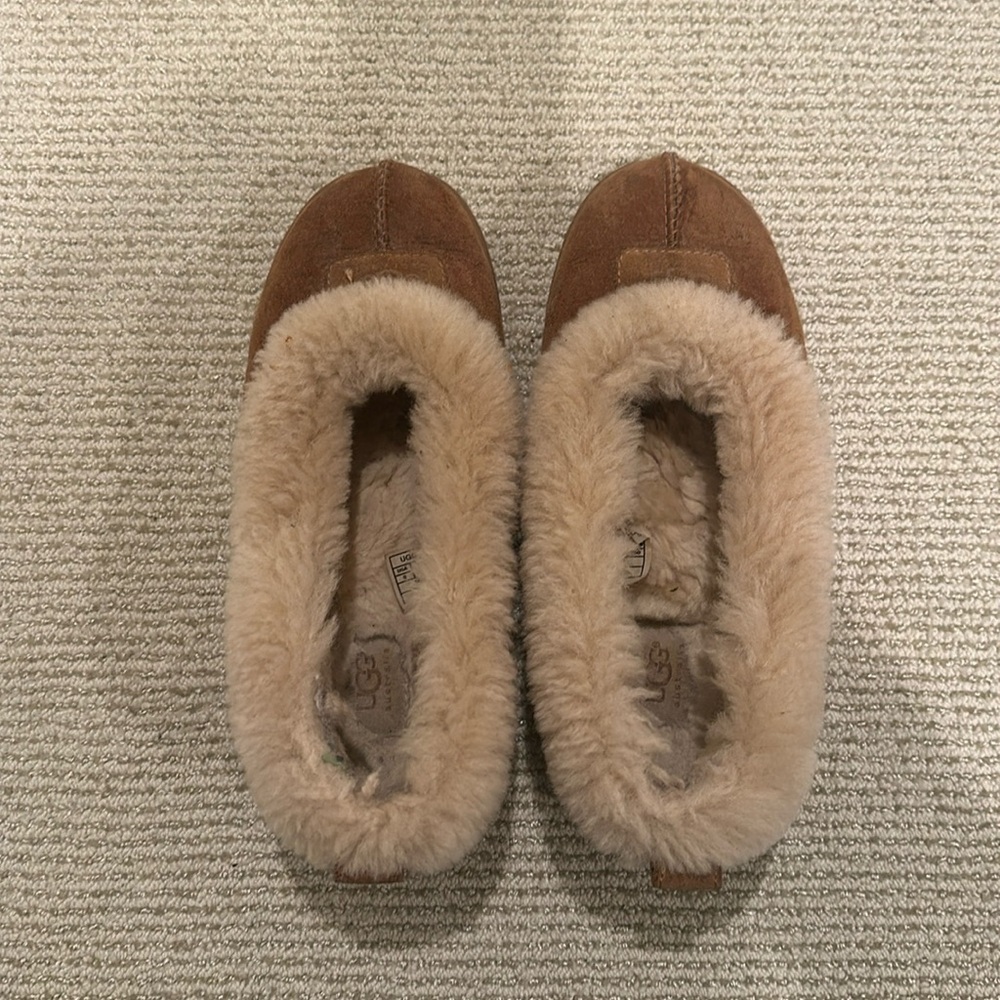 Women’s Ugg Slippers